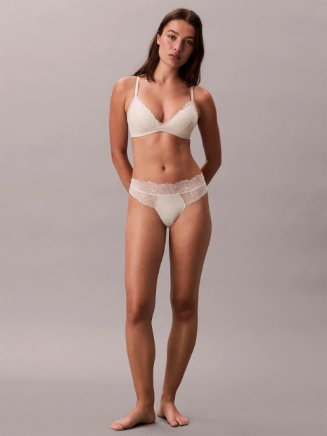 Dámská tanga Calvin Klein QF8444/YAE(2)