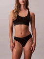 Dámská tanga Calvin Klein QF8549/UB1(3)3