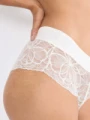 Kalhotky Triumph Body Make-up Illusion Lace Shorty/1595(3)3