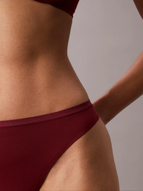 Dámská tanga Calvin Klein QF7820/4GJ(4)