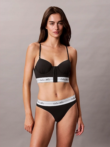 Dámská tanga Calvin Klein QF9075/UB1(2)