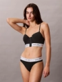 Dámská tanga Calvin Klein QF9075/UB1(4)4