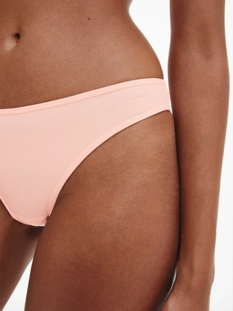 Tanga Calvin Klein QF6816/FAL (2)