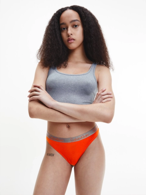 Dámská tanga Calvin Klein 3 pack  QD3560/6S2(5)